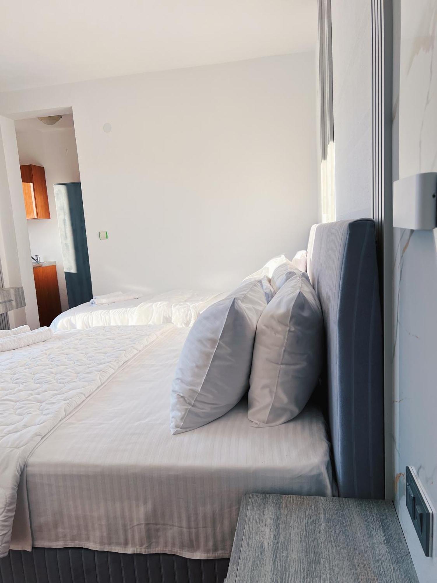 Apartments Fat E Jet - Pool & Breakfast Ulcinj Habitación foto
